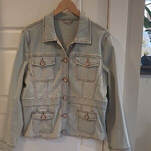 Faded Glory Light Wash Jean Jacket. Size XL